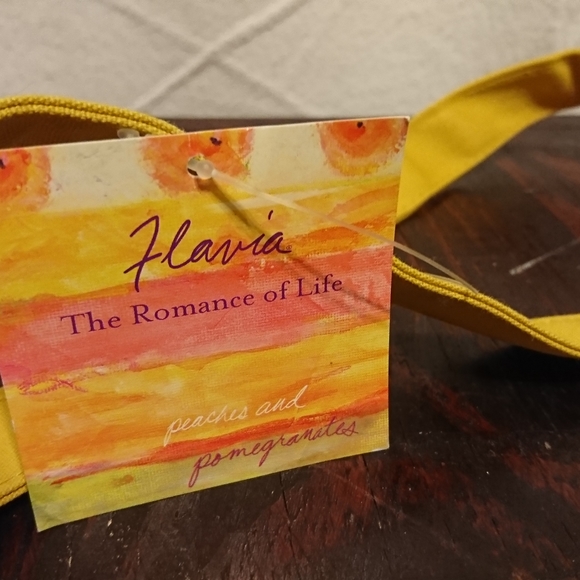 FLAVIA PEACHES & POMEGRANATES 2006 BATH & BEAUTY TOTE BAG NWT - Picture 2 of 10